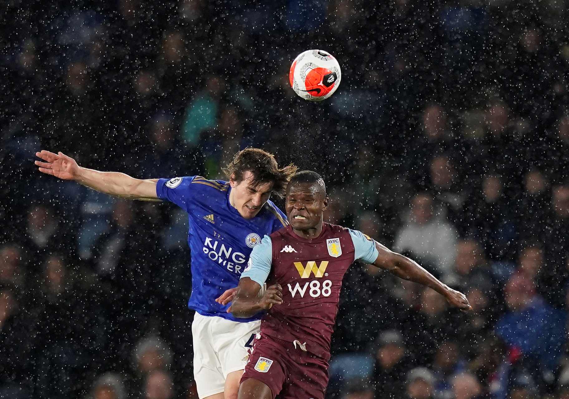 仅体现在哲 仅体现在哲